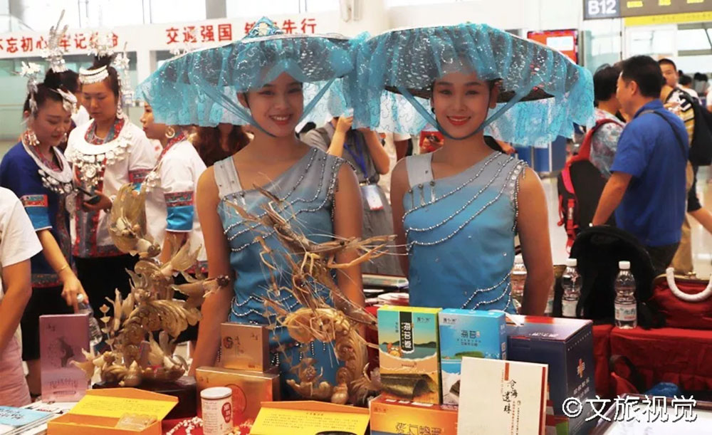 搭乘首發(fā)高鐵，海真珠珍珠粉抵達(dá)東方明珠